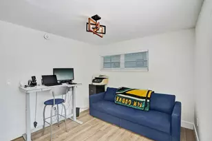 701 NE 164th St, Miami, FL 33162 - Photo 18