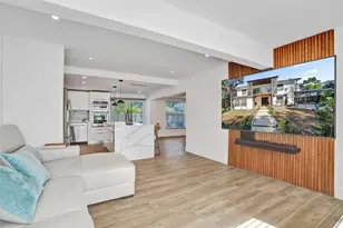 701 NE 164th St, Miami, FL 33162 - Photo 14