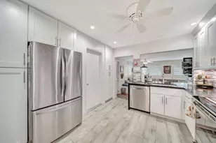 2611 NE 53rd St, Lighthouse Point, FL 33064 - Photo 18