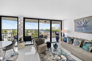 899 Jeffery St, Boca Raton, FL 33487 - Photo 2