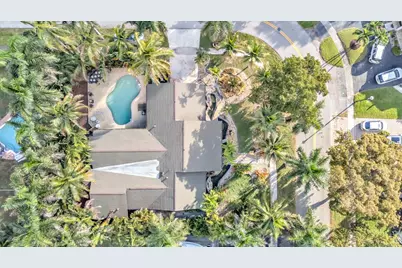980 SW 70th Avenue, Plantation, FL 33317 - Photo 1