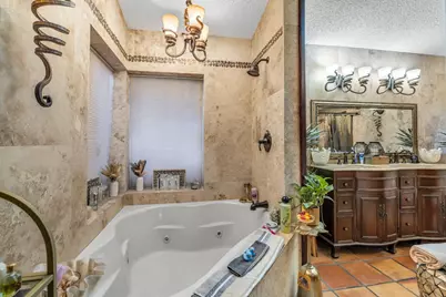980 SW 70th Avenue, Plantation, FL 33317 - Photo 32