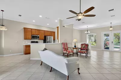 5250 E 1st Square, Vero Beach, FL 32968 - Photo 8