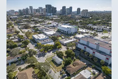 900 NW 2nd Street, Fort Lauderdale, FL 33311 - Photo 2