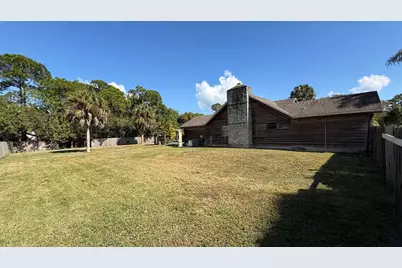 354 Baysinger Avenue, Fort Pierce, FL 34982 - Photo 6