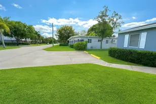 741 NW 10th Terrace, Fort Lauderdale, FL 33311 - Photo 2