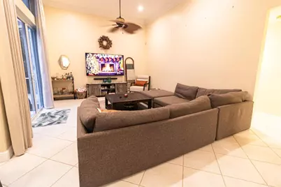 5062 Kensington Circle, Pompano Beach, FL 33076 - Photo 10