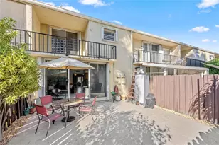 2212 NE 7th St, Hallandale Beach, FL 33009 - Photo 24