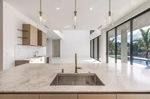 2612 NE 4th St, Pompano Beach, FL 33062 - Photo 12