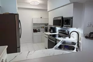 3205 NE 184th St, North Miami Beach, FL 33160 - Photo 8