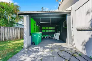 2704 NW 48th St, Fort Lauderdale, FL 33309 - Photo 20