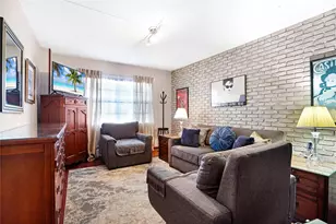 2500 NE 48th Ln, Fort Lauderdale, FL 33308 - Photo 4