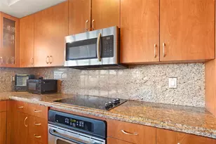 2500 NE 48th Ln, Fort Lauderdale, FL 33308 - Photo 20