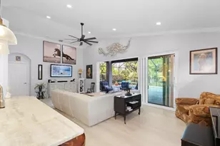 6848 SE Twin Oaks Cir, Stuart, FL 34997 - Photo 14