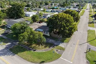 9370 NW 25th Ct, Sunrise, FL 33322 - Photo 46