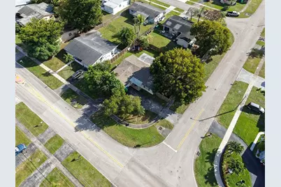 9370 NW 25th Court, Sunrise, FL 33322 - Photo 48