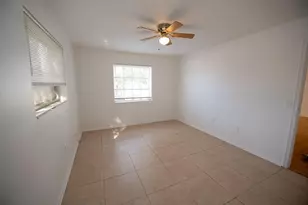 9370 NW 25th Ct, Sunrise, FL 33322 - Photo 16