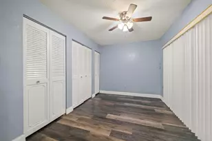 370 Fairway Cir, Weston, FL 33326 - Photo 34