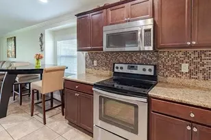 9446 Windrift Cir, Fort Pierce, FL 34945 - Photo 2