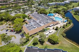 10101 Sunrise Lakes Blvd, Sunrise, FL 33322 - Photo 32