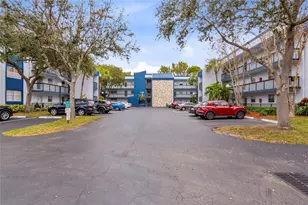 3150 Holiday Springs Blvd, Margate, FL 33063 - Photo 4