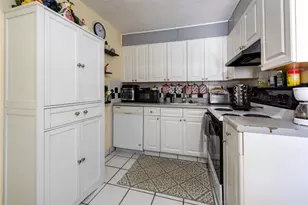 528 SW 5th Ave, Fort Lauderdale, FL 33315 - Photo 12