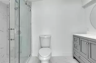 41 Miami Gardens Rd, West Park, FL 33023 - Photo 6