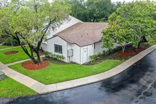 9824 NW 36th St, Sunrise, FL 33351 - Photo 14