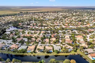 12040 NW 49th Dr, Coral Springs, FL 33076 - Photo 44