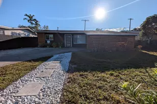 1716 SW 43rd Ave, Fort Lauderdale, FL 33317 - Photo 2