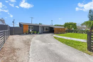 1716 SW 43rd Ave, Fort Lauderdale, FL 33317 - Photo 2