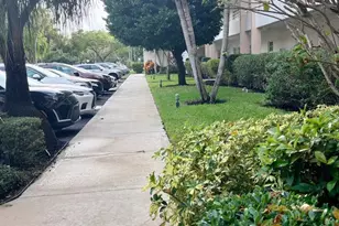 3960 Oaks Clubhouse Dr, Pompano Beach, FL 33069 - Photo 28