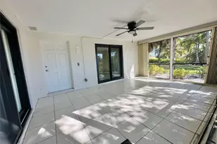 444 Pine Cir, Boca Raton, FL 33432 - Photo 42