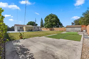 31 Miami Gardens Rd, West Park, FL 33023 - Photo 26