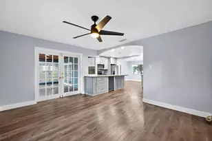 264 NW 79th Ave, Margate, FL 33063 - Photo 10