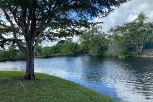 9370 Sunrise Lakes Blvd, Sunrise, FL 33322 - Photo 14