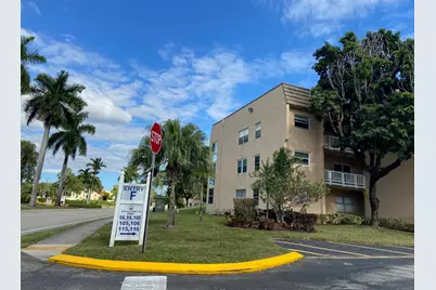 9370 Sunrise Lakes Boulevard #105, Sunrise, FL 33322 - Photo 1