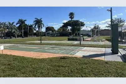 900 SW 10th Terrace #21S, Hallandale Beach, FL 33009 - Photo 14