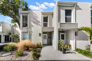 653 Cypress Ln, Fort Lauderdale, FL 33305 - Photo 1