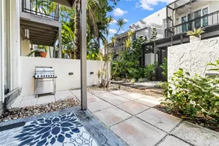 653 Cypress Ln, Wilton Manors, FL 33305 - Photo 32