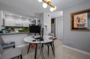 653 Cypress Ln, Wilton Manors, FL 33305 - Photo 8