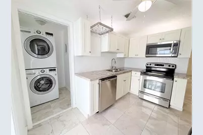 340 NW 25th Court, Pompano Beach, FL 33064 - Photo 10