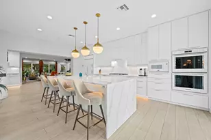 1731 NE 23rd Ave, Fort Lauderdale, FL 33305 - Photo 2