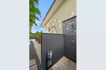 1731 NE 23rd Avenue, Fort Lauderdale, FL 33305 - Photo 16