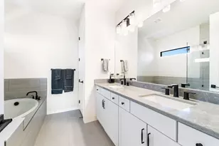 4458 Providence Wy, Oakland Park, FL 33309 - Photo 14