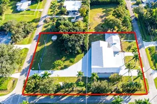 4418 Pressler Ln, Fort Pierce, FL 34982 - Photo 2