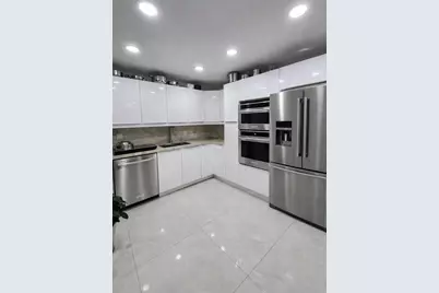 2500 Parkview Drive #403, Hallandale Beach, FL 33009 - Photo 8
