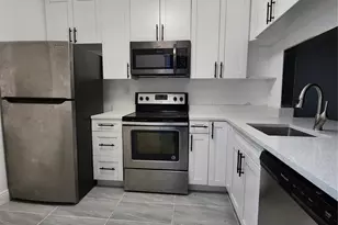 1156 NW 106th Terrace, Hollywood, FL 33026 - Photo 32