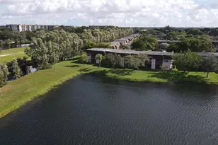 1156 NW 106th Terrace, Hollywood, FL 33026 - Photo 4