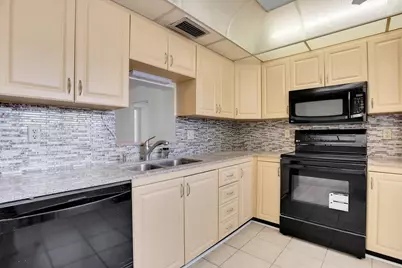 2006 Granada Drive #N2, Coconut Creek, FL 33066 - Photo 4